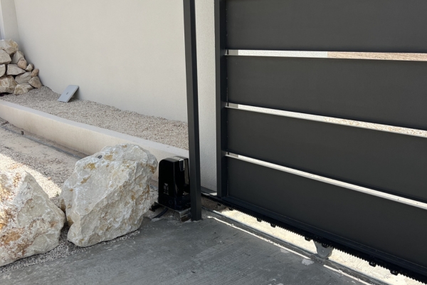 Cómo elegir la puerta automática ideal para tu hogar