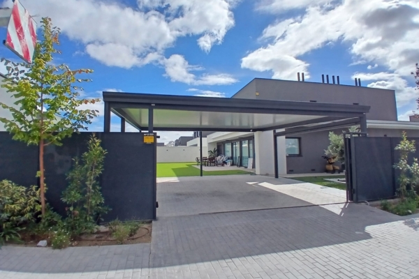 Pérgolas de Aluminio Techo Fijo confort