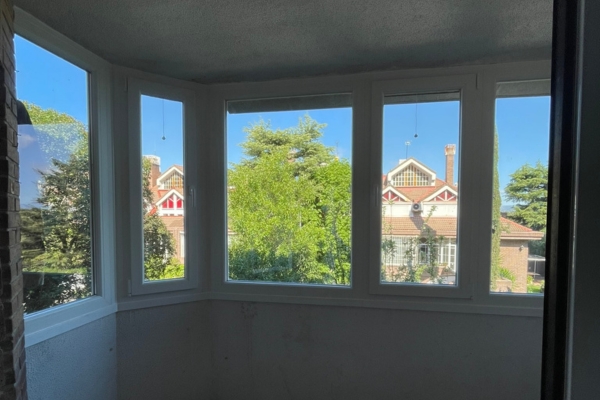 Qué Son las Ventanas de Triple Cristal